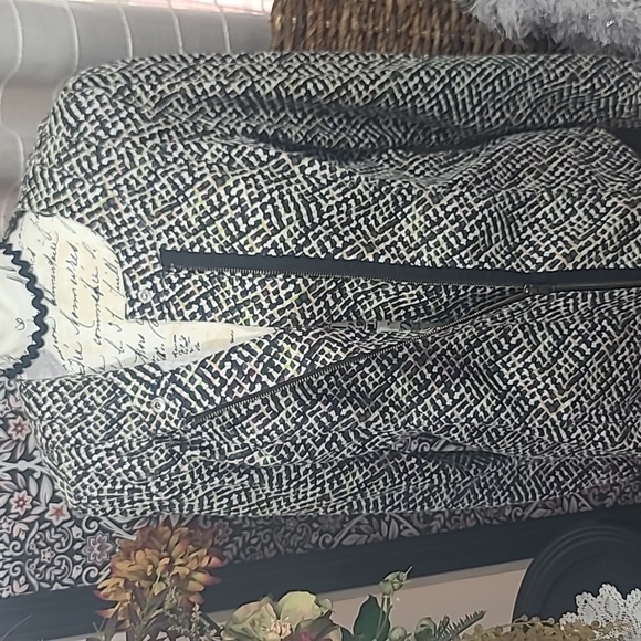 Cabi cotton spandex zipper front jacket - Picture 5 of 10